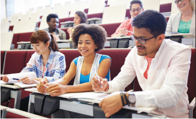 Negros e hispânicos em universidades americanas