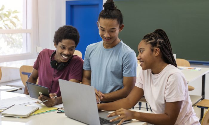 Jovens na educação superior